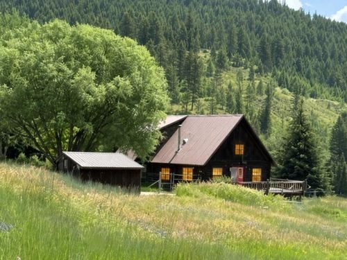1258 Pingston Creek Rd, Kettle Falls, WA, 99141-8628 | Card Image