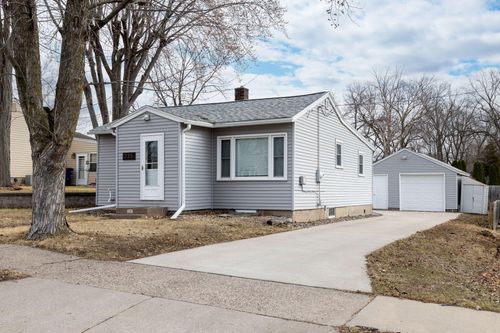 235 9th Ave S, Onalaska, WI, 54650-3044 | Card Image