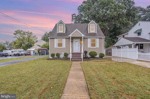 348 Poplar Rd, ESSEX, MD, 21221-6625 | Card Image