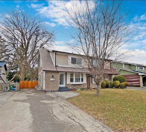 304 Cliffwood Road, North York, ON, M2H2E5 | Card Image
