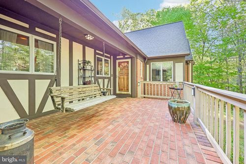 2015 Kelly Ct, Amissville, VA, 20106-2028 | Card Image