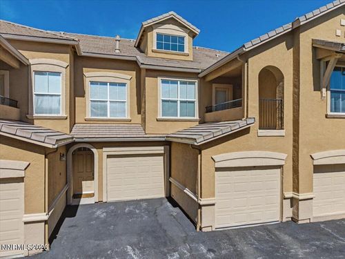 3222-17000 Wedge Pkwy, Reno, NV, 89511-3307 | Card Image