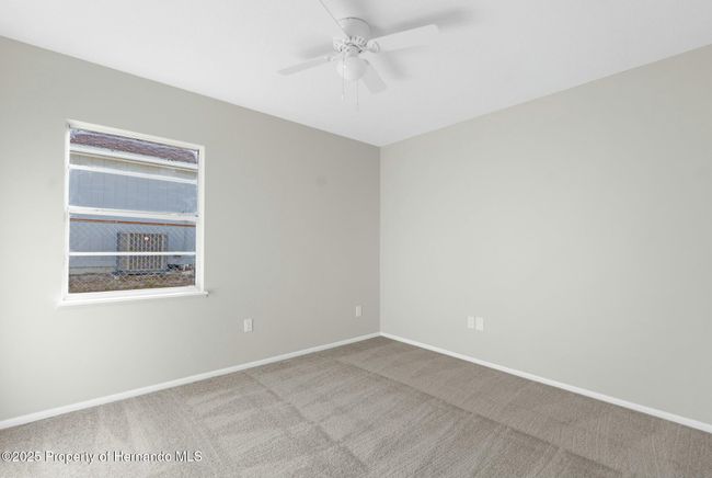 5948 Lyon Rd, House other with 3 bedrooms, 2 bathrooms and null parking in SPRING HILL FL | Image 41