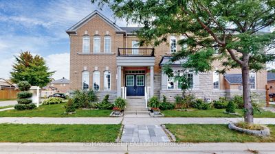 67 Shady Oaks Ave, House other with 3 bedrooms, 3 bathrooms and 3 parking in Markham ON | Image 2