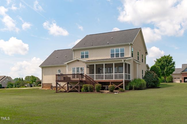 Exterior Back | Image 46