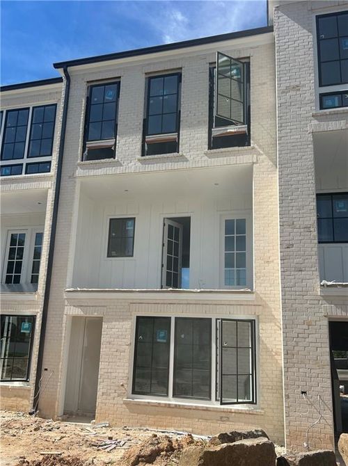 34-2696 Mackintosh Ct, Brookhaven, GA, 30319-3682 | Card Image