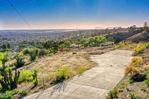 67 Santa Cruz Way, Camarillo, CA, 93010-1159 | Card Image