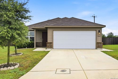 3203 Andromeda Way, Converse, TX, 78109-0389 | Card Image