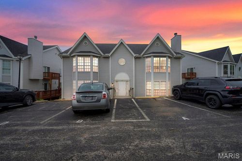 apt-c-1716 Whispering Creek Dr, Ballwin, MO, 63021-8468 | Card Image
