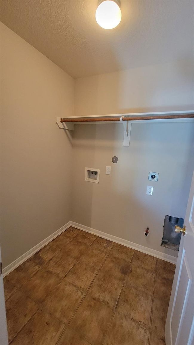 2411 Lofty Falls Ct, House other with 4 bedrooms, 3 bathrooms and 2 parking in Spring TX | Image 21