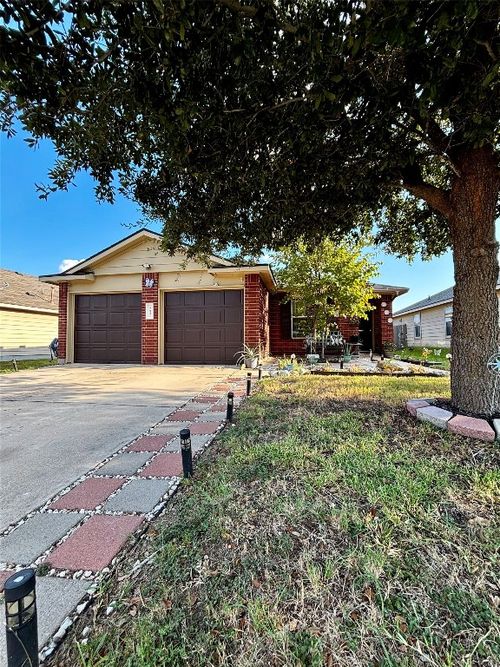 17941 Prairie Verbena Ln, Elgin, TX, 78621-6021 | Card Image