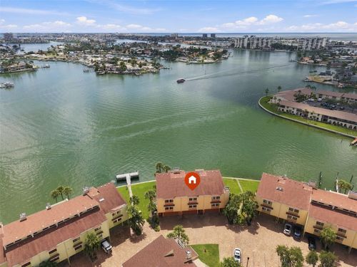 535 Haven Point Dr, TREASURE ISLAND, FL, 33706-1208 | Card Image
