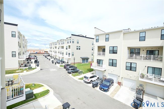 View of building exterior | Image 31