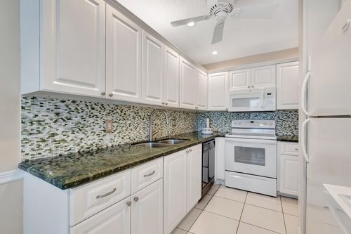 100d-2321 Croton Ln, Delray Beach, FL, 33445-5991 | Card Image