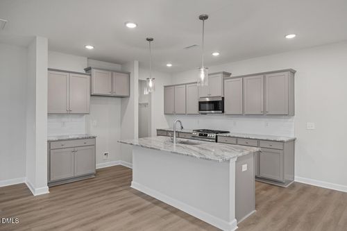 292 Gregory Village Dr, Lillington, NC, 27546-5283 | Card Image