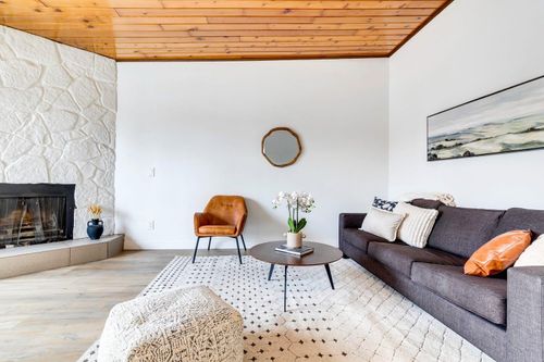 b-1415 44 St Se, Calgary, AB, T2A5E6 | Card Image