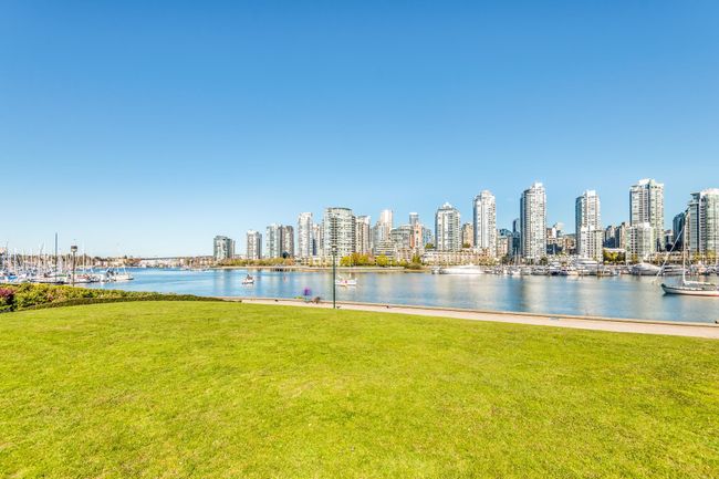 319 - 525 Wheelhouse Square, Condo with 2 bedrooms, 2 bathrooms and 1 parking in Vancouver BC | Image 31