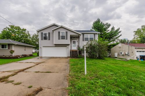 107 Lake Street, Washington, IL, 61571 | Card Image