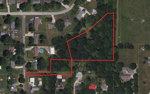 2004 Blossom Ln, Georgetown, IN, 47122-9528 | Card Image
