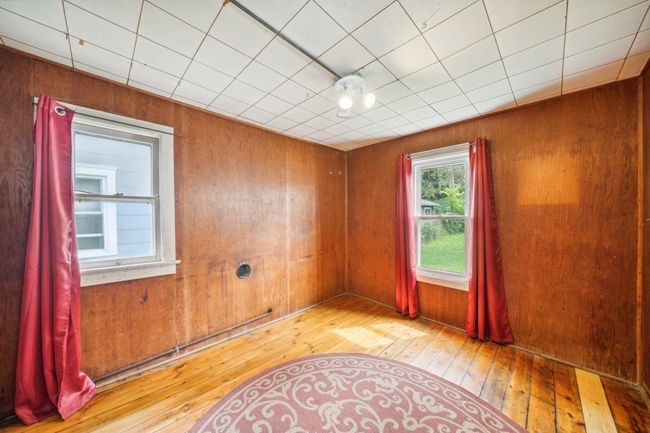 18_interior.jpg | Image 18