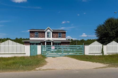 805 County Road 3550, Cleveland, TX, 77327-1962 | Card Image