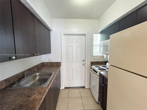 apt-6-1255 Sw 6th St, Miami, FL, 33135-4044 | Card Image