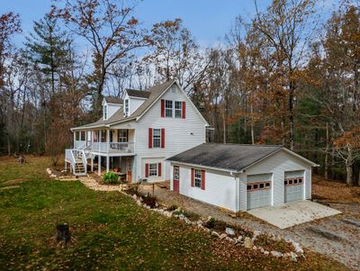 174 Silver Maple Drive, Home with 3 bedrooms, 2 bathrooms and 2 parking in Blairsville GA | Image 3