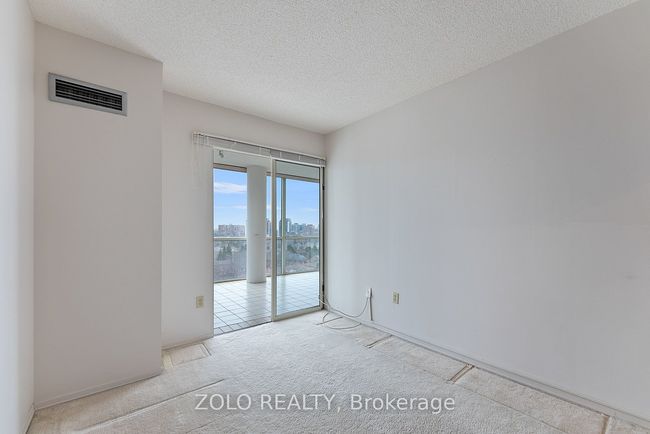 911 - 40 Harding Blvd, Condo with 3 bedrooms, 2 bathrooms and 1 parking in Richmond Hill ON | Image 24