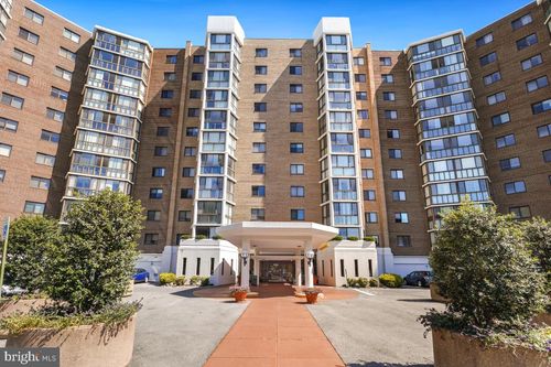 4-1021-15100 Interlachen Dr, SILVER SPRING, MD, 20906-5611 | Card Image