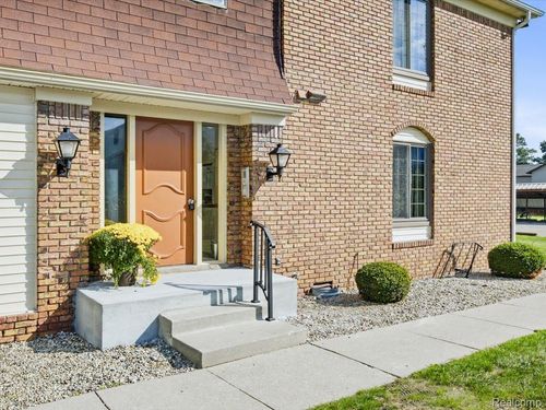 6-1900 River Rd, Marysville, MI, 48040-1854 | Card Image