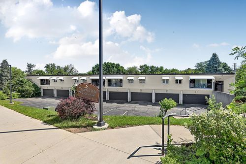 c5-230 5th Ave N, Saint Cloud, MN, 56303-3620 | Card Image