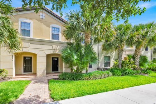 8952 Adriatico Ln, Kissimmee, FL, 34747 | Card Image