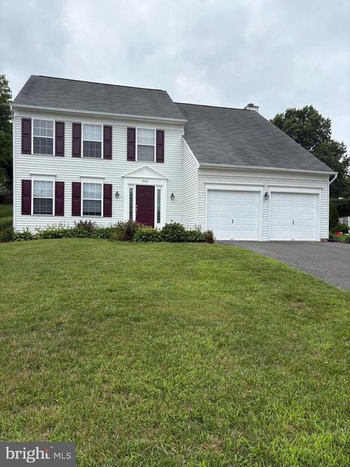 8061 Station Rd, MANASSAS, VA, 20111-2577 | Card Image