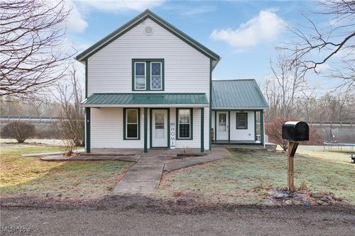 11104 Ambush Nw Road, Magnolia, OH, 44643 | Card Image