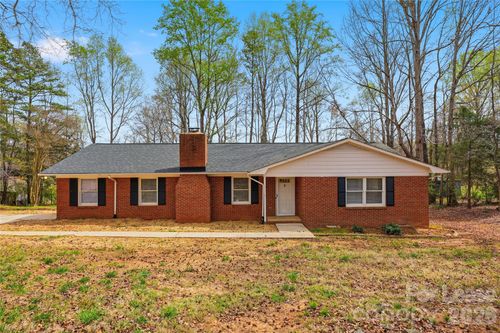 224 Yamasee Rd, Waxhaw, NC, 28173-8866 | Card Image