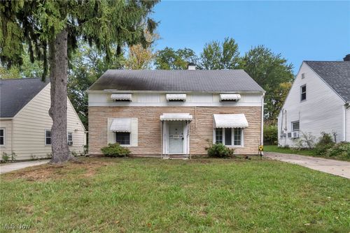 20117 Butternut Ln, Warrensville Heights, OH, 44128-2815 | Card Image