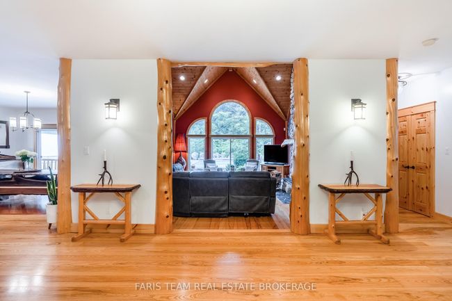 697 Lafontaine Rd E, House other with 6 bedrooms, 4 bathrooms and 15 parking in Tiny ON | Image 5
