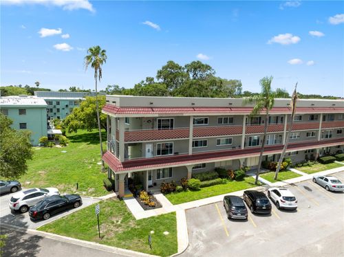42-2072 Australia Way W, CLEARWATER, FL, 33763-3624 | Card Image