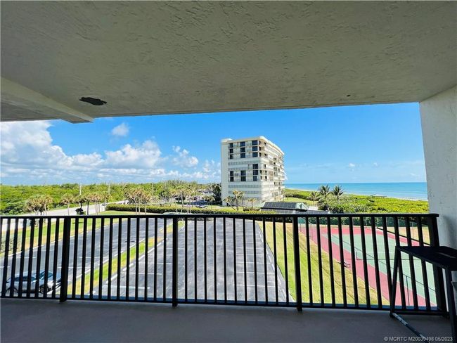 APT-401 - 10044 Ocean Dr, Condo with 3 bedrooms, 2 bathrooms and null parking in Jensen Beach FL | Image 31