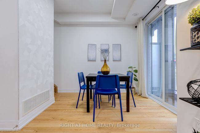 52 - 719 Lawrence Ave W, Condo with 2 bedrooms, 2 bathrooms and null parking in North York ON | Image 9