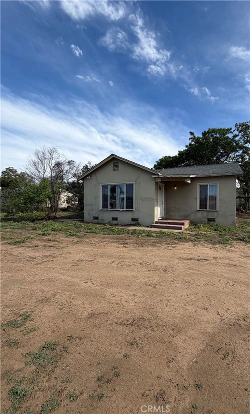 6841 36th St, Jurupa Valley, CA, 92509-1310 | Card Image