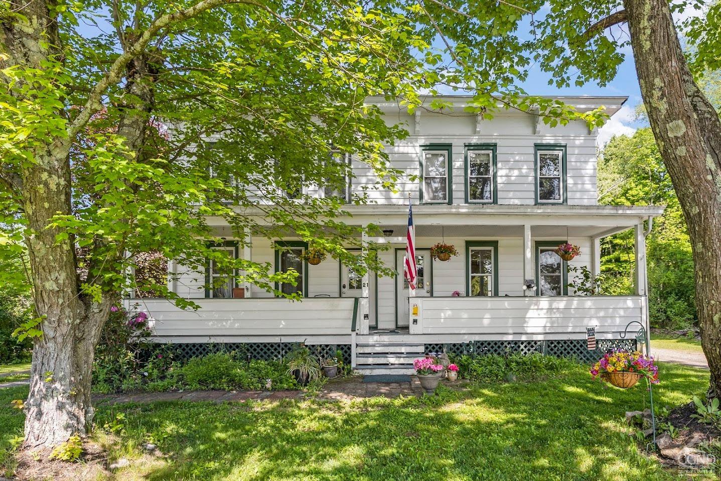21 Cross Street, For Sale in Copake Zoocasa