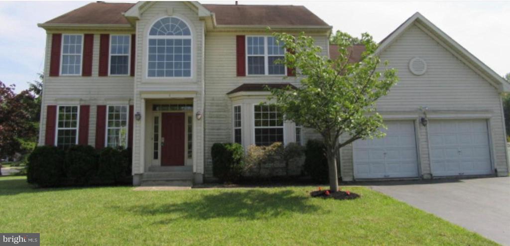 Arborwood Ct, East Windsor, NJ 08520