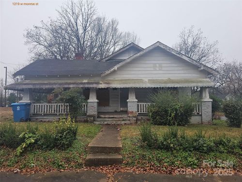 1219 W Monroe St, Salisbury, NC, 28144-3933 | Card Image