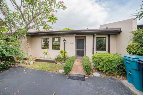 5229 Sw 139th Ct, Miami, FL, 33175-5187 | Card Image