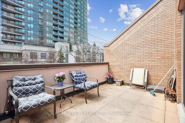 108 - 3 Duplex Ave, Condo with 3 bedrooms, 3 bathrooms and null parking in North York ON | Image 14