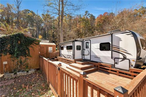 518 Riverside Dr, Cleveland, GA, 30528-7206 | Card Image