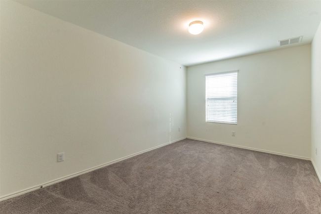 470 Major Lee Ln, Condo with 3 bedrooms, 3 bathrooms and 4 parking in Jarrell TX | Image 12
