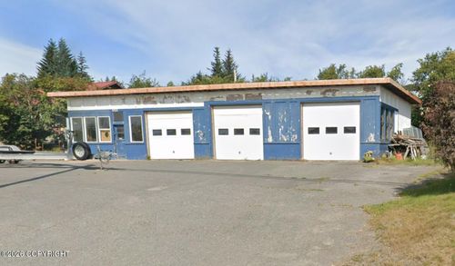152 E Pioneer Avenue, Homer, AK, 99603 | Card Image