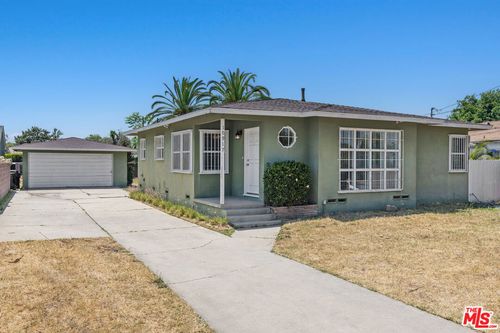 10917 S Osage Ave, Inglewood, CA, 90304-2406 | Card Image